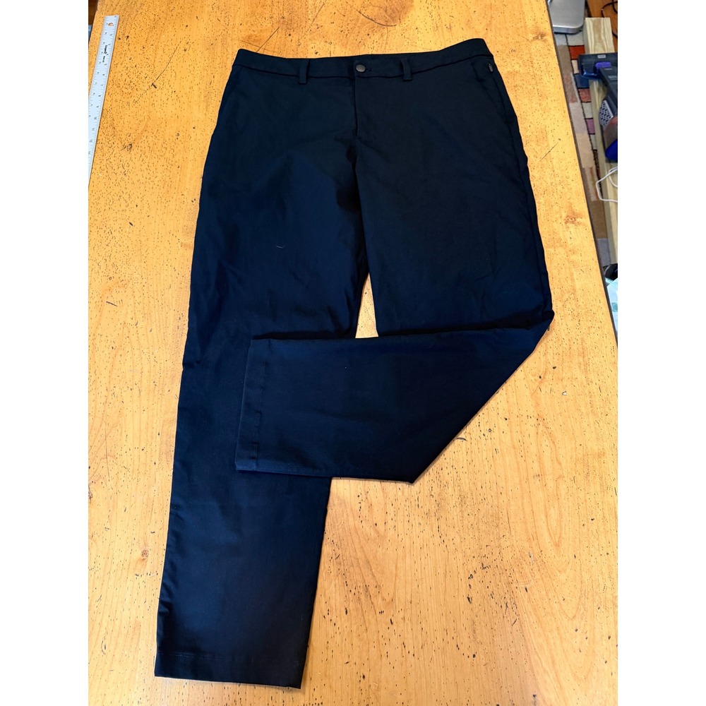 Lululemon Commission Slim Fit 34x29  Black Golf‎ Chino Pants LM5387S 34x29